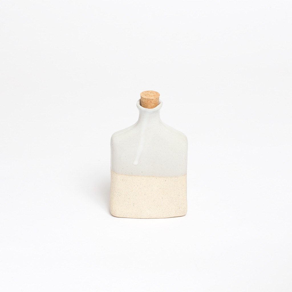 Claymen ceramic flask white